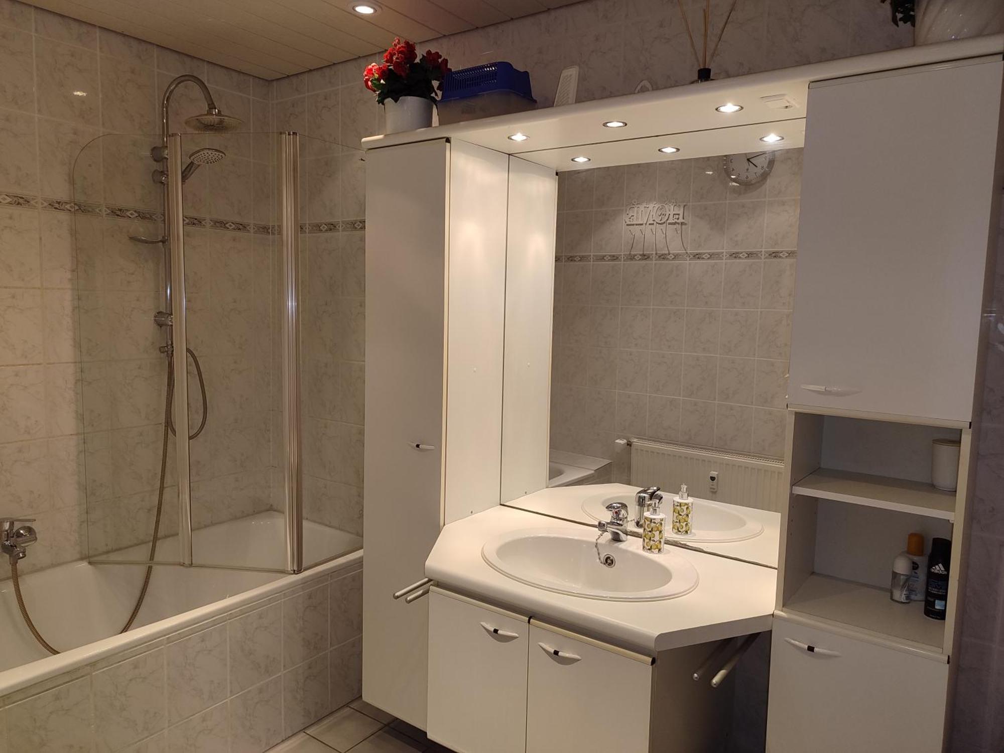 Komfortable Ferienwohnung in Flörsheim-Weilbach Floersheim am Main Exterior foto